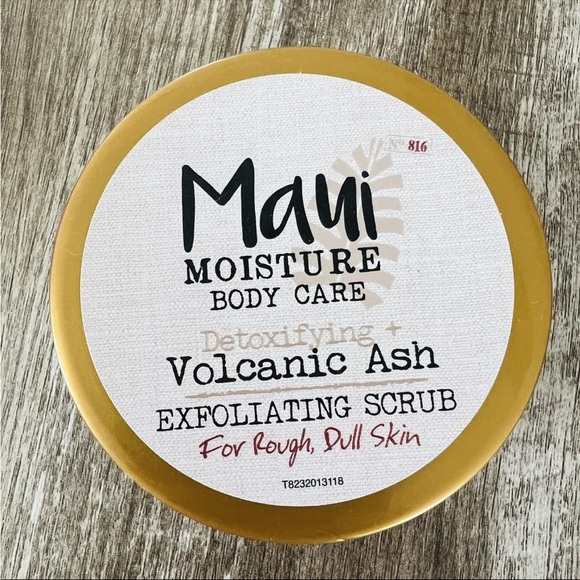 Maui Moisture Body Care Detoxifying Volcanic Ash Exfoliating Scrub - Picture 2 of 6